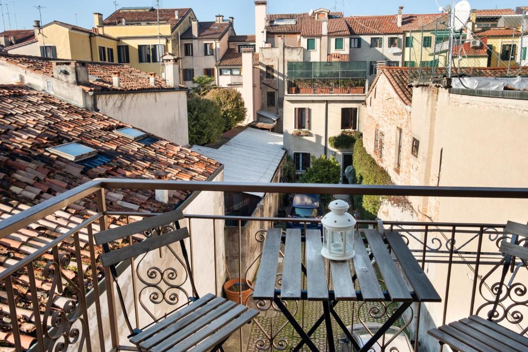 Photo of Patio Balcony in Historic Centre