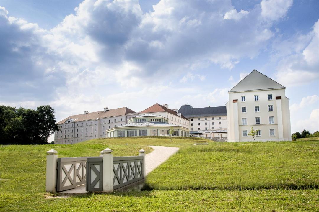 Photo of Others in Magny-le-Hongre