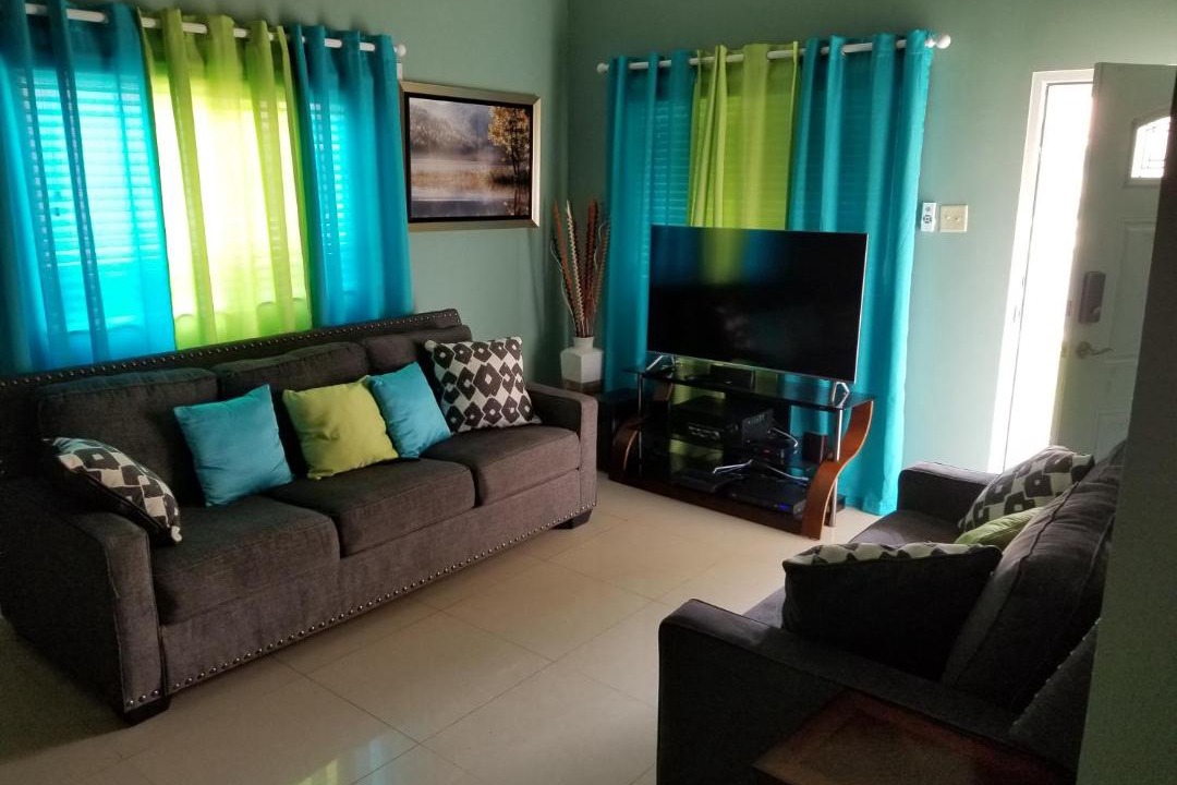 Photo of Livingroom in Caribbean Estates
