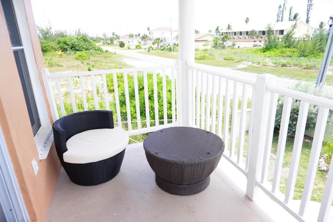 Photo of Patio Balcony in Bahamas Terrace