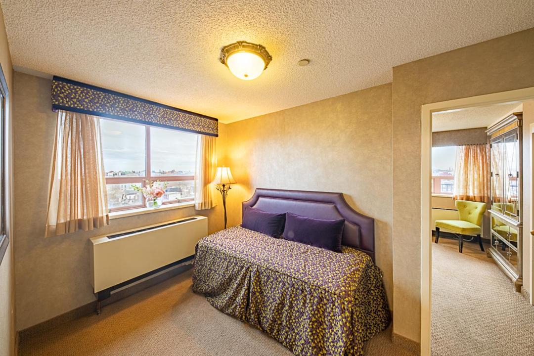 Photo of Bedroom in Borough Park