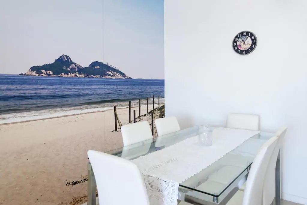 Photo of Bedroom in Recreio dos Bandeirantes