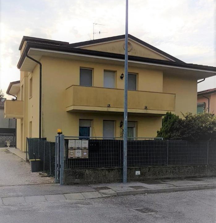 Photo of Buildings in Solesino