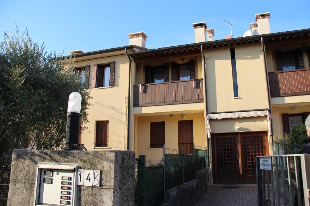 Photo of Buildings in Paderno del Grappa