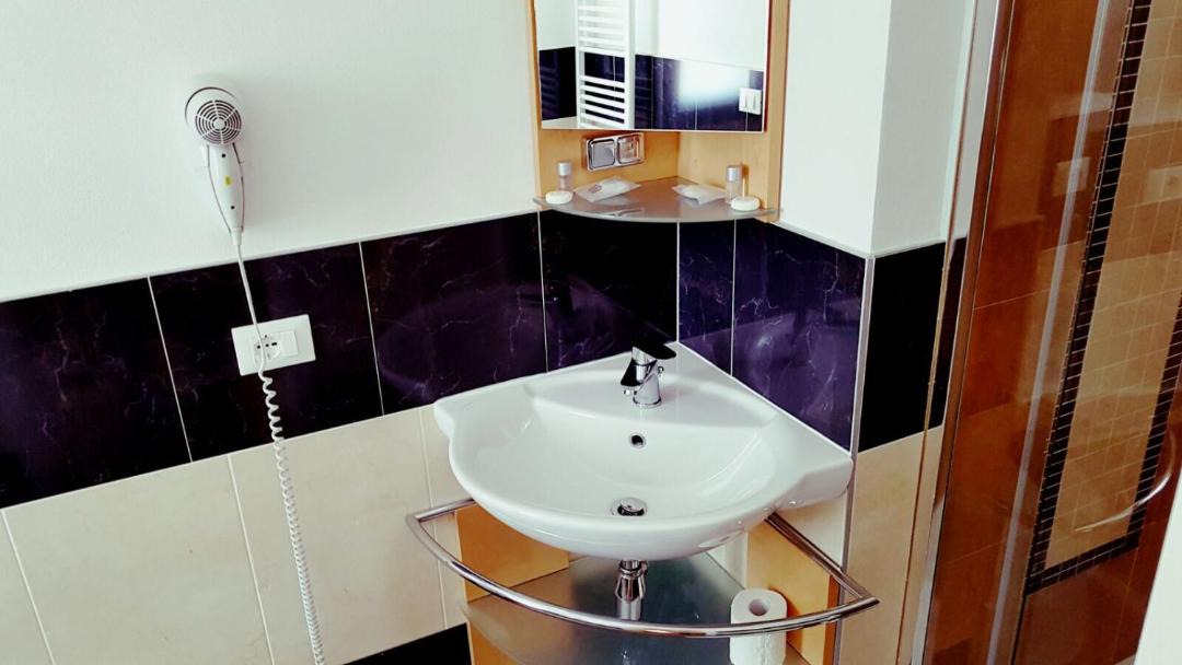 Photo of Bathroom in Teolo