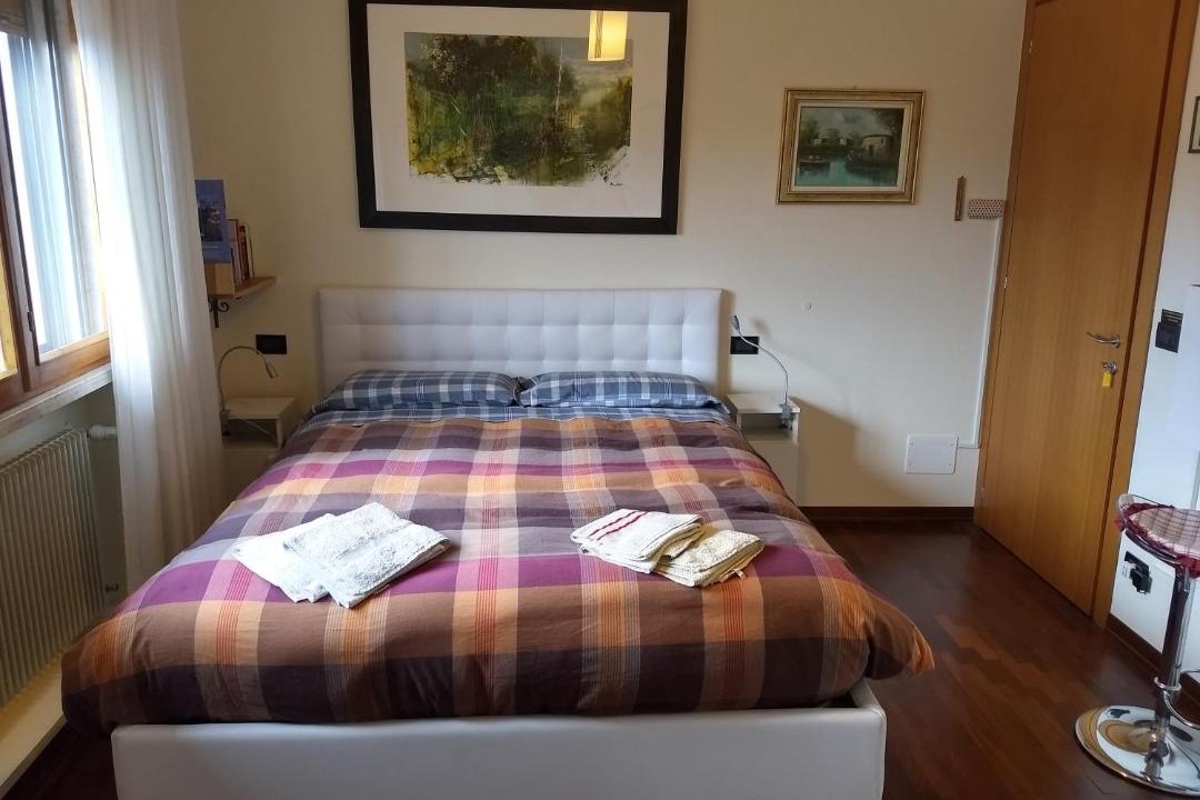 Photo of Bedroom in Dosson