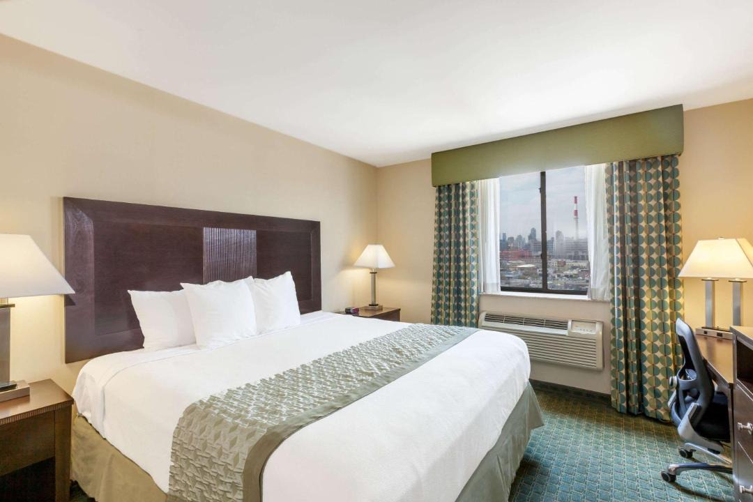 Photo of Bedroom in Queens