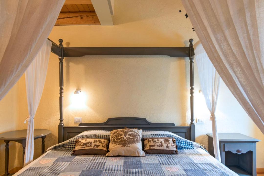 Photo of Bedroom in Velo Veronese