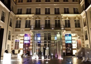 Kube Hotel Paris