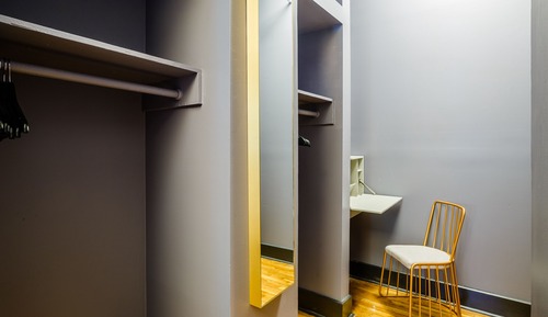 City Double Room (Shared Bathroom)