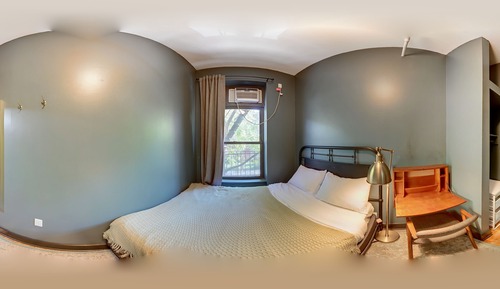 City Double Room (Shared Bathroom)