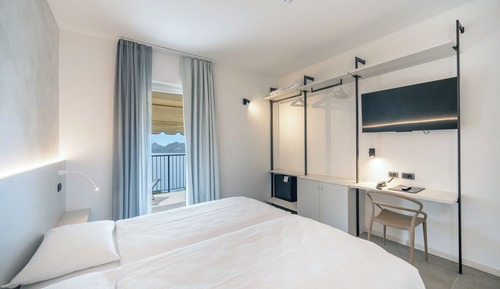 Superior Double Room, Lake View
