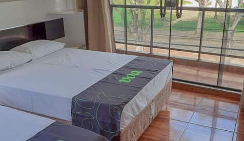 Economy Triple Room