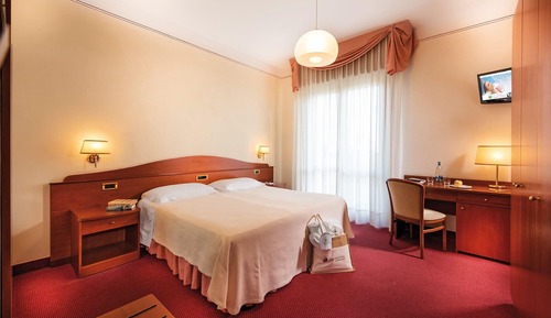 Classic Double or Twin Room
