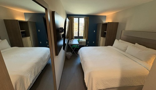 Standard Room, 1 King Bed