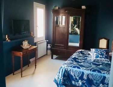 Deluxe Double Room with Shower