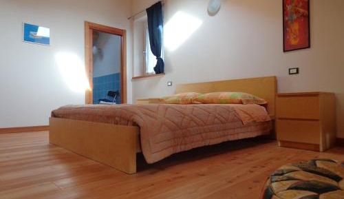 Deluxe Studio