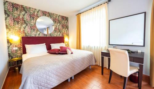 King Room with Balcony