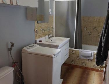 Bed in 4-Bed Female Dormitory Room