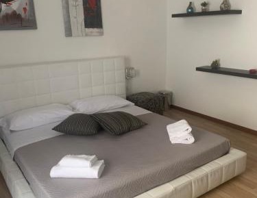 Triple Room with Shared Bathroom