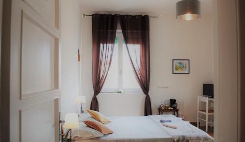 Double Room with Shared Bathroom