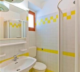 Studio (2 Adults)
