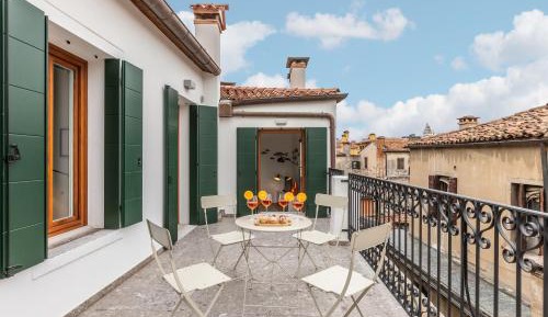 Apartment with Terrace
