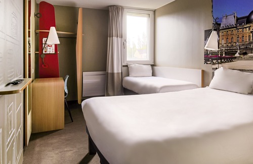 Emerainville Hotel | Ibis Paris Marne la Vallee Emerainville