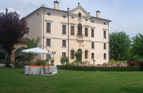 San Bonifacio Hotel | Villa Bongiovanni