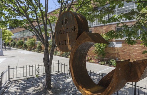 Greenpoint Hotel | The Box House Hotel