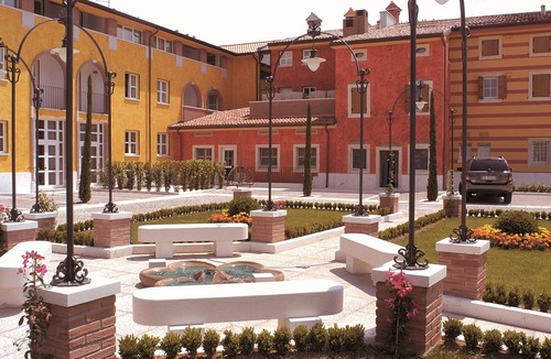 Castel d'Azzano Hotel | Hotel Villa Malaspina