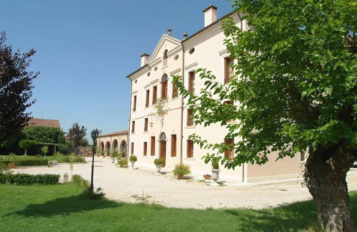 San Bonifacio Hotel | Villa Bongiovanni