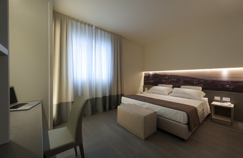 San Pietro di Feletto Hotel | Hotel Villa del Poggio