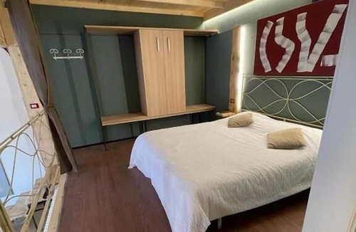 Borgo Roma Apartment | GARBINI AT THE LOFT F FAIR