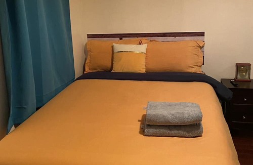 Bowery Apartment | Lower East Side Victorian Style 2 Bed