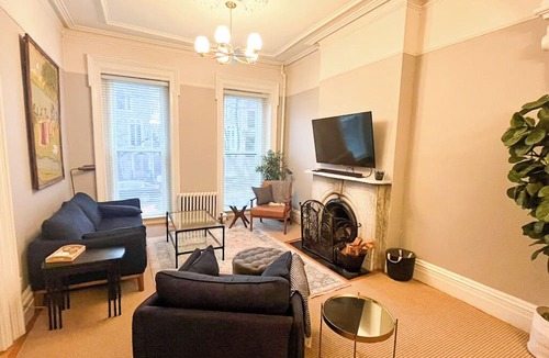 Boerum Hill House | Stunning 5-bedroom Boerum Hill House, with Rose Garden Terrace and X-Large Deck