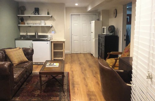 Prospect Lefferts Gardens House | Charming 1 Bedroom Quaint Apartment