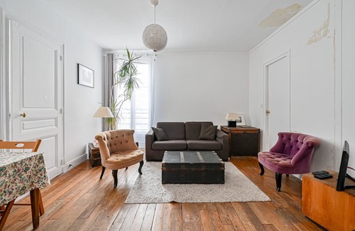 Quartier de la Monnaie Apartment | Trendy Saint Germain des Pres