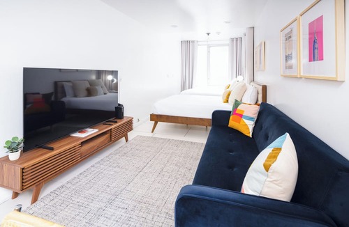 Midtown East Apartment | Cozy and Chic Studio Loft in Midtown NYC! #302