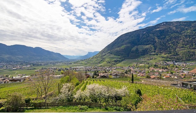 Apartment 'Residence Spisshof Ap9 Main House' with Panoramic Views, Shared Pool & Wi-Fi